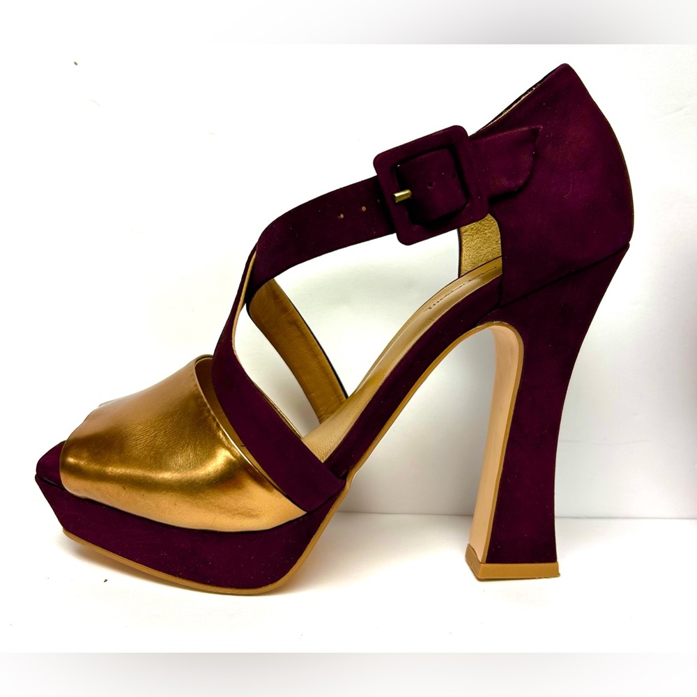Chic Gold and Purple Women's Heels